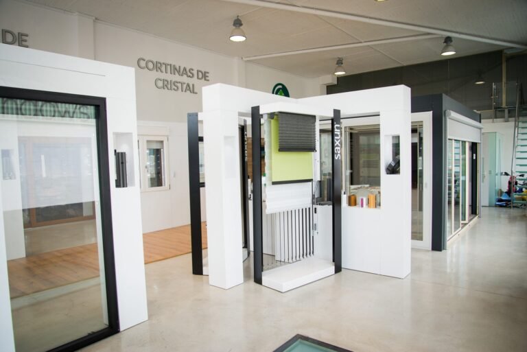 coinwindows-interior_2